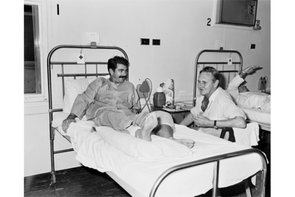 Downing visited by Defence Minister John Gorton in hospital at Vung Tau