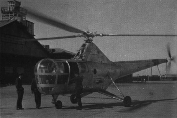 A Sikorsky S-51 Dragonfly on the hardstand preparing to take off